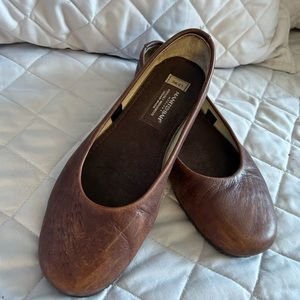 Manitobah Mukluks Flats